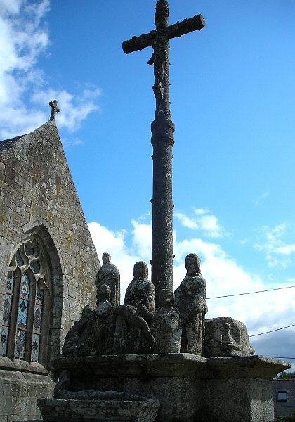 2011-06-16 08 Tregornan - Le Calvaire.JPG